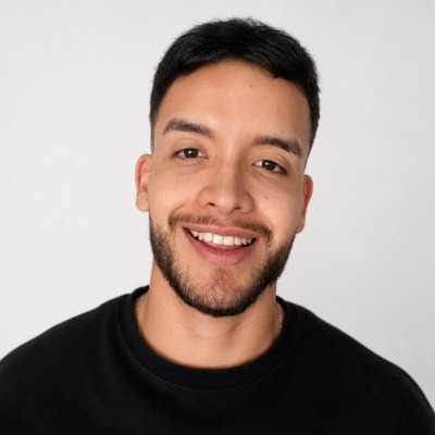 Foto de Andrés Sierra, especialista en Shopify Growth y CRO